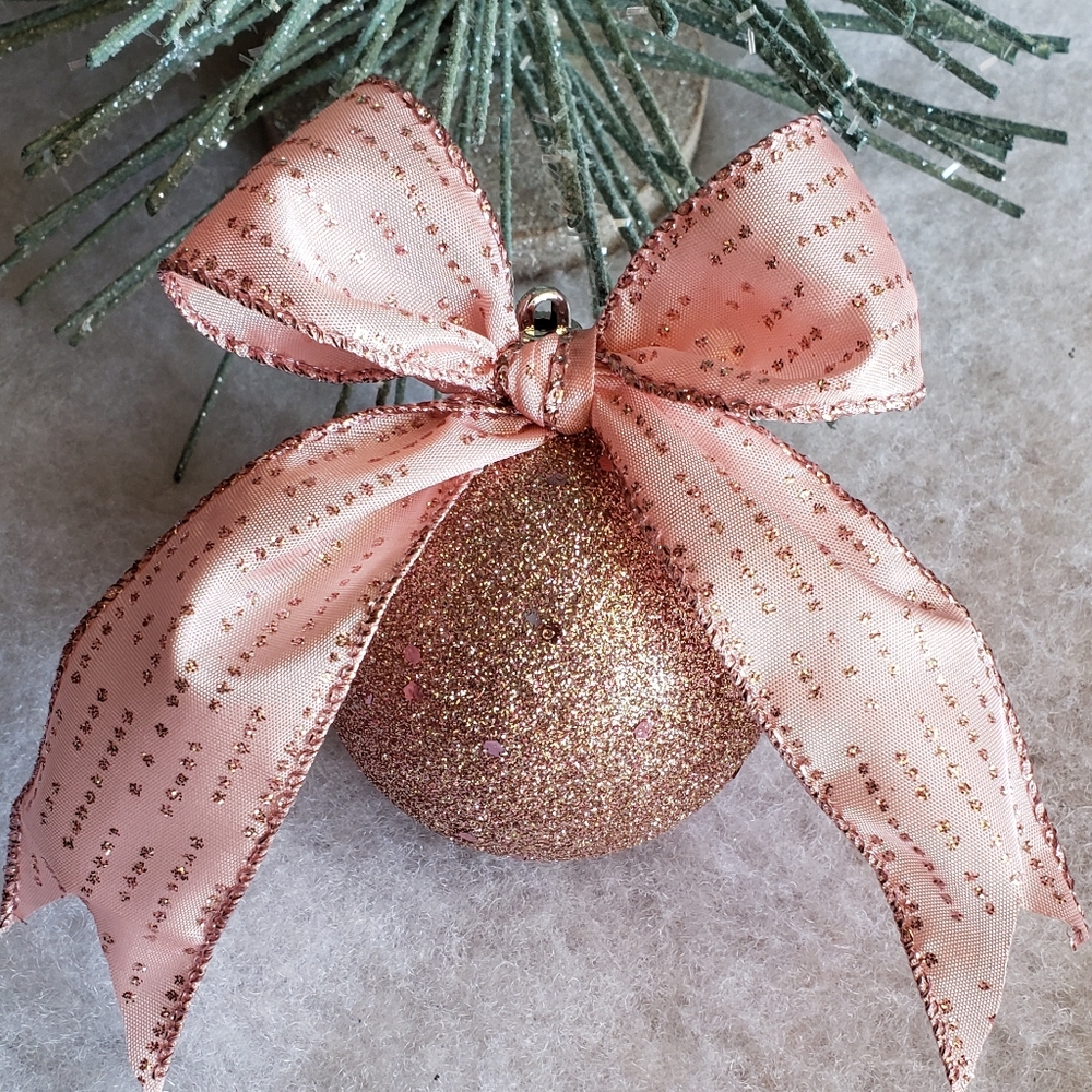 Set of 4 rose gold glitter ornaments Christmas